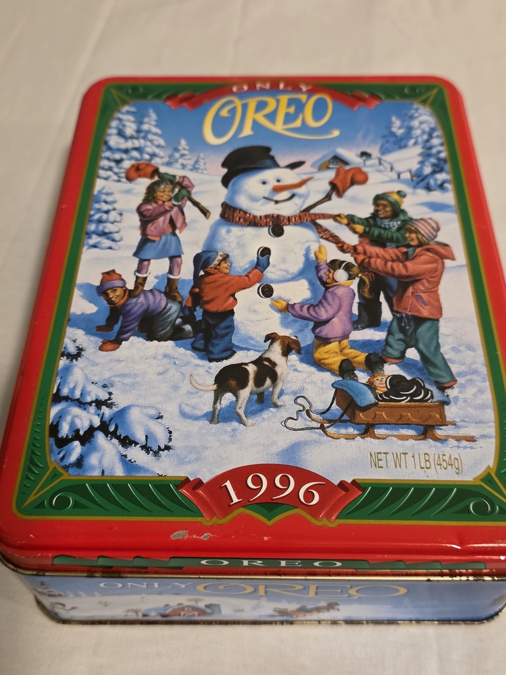 1996 Oreo Cookie Collectible Christmas Holiday Tin "Snowy Day" Vintage Excellent